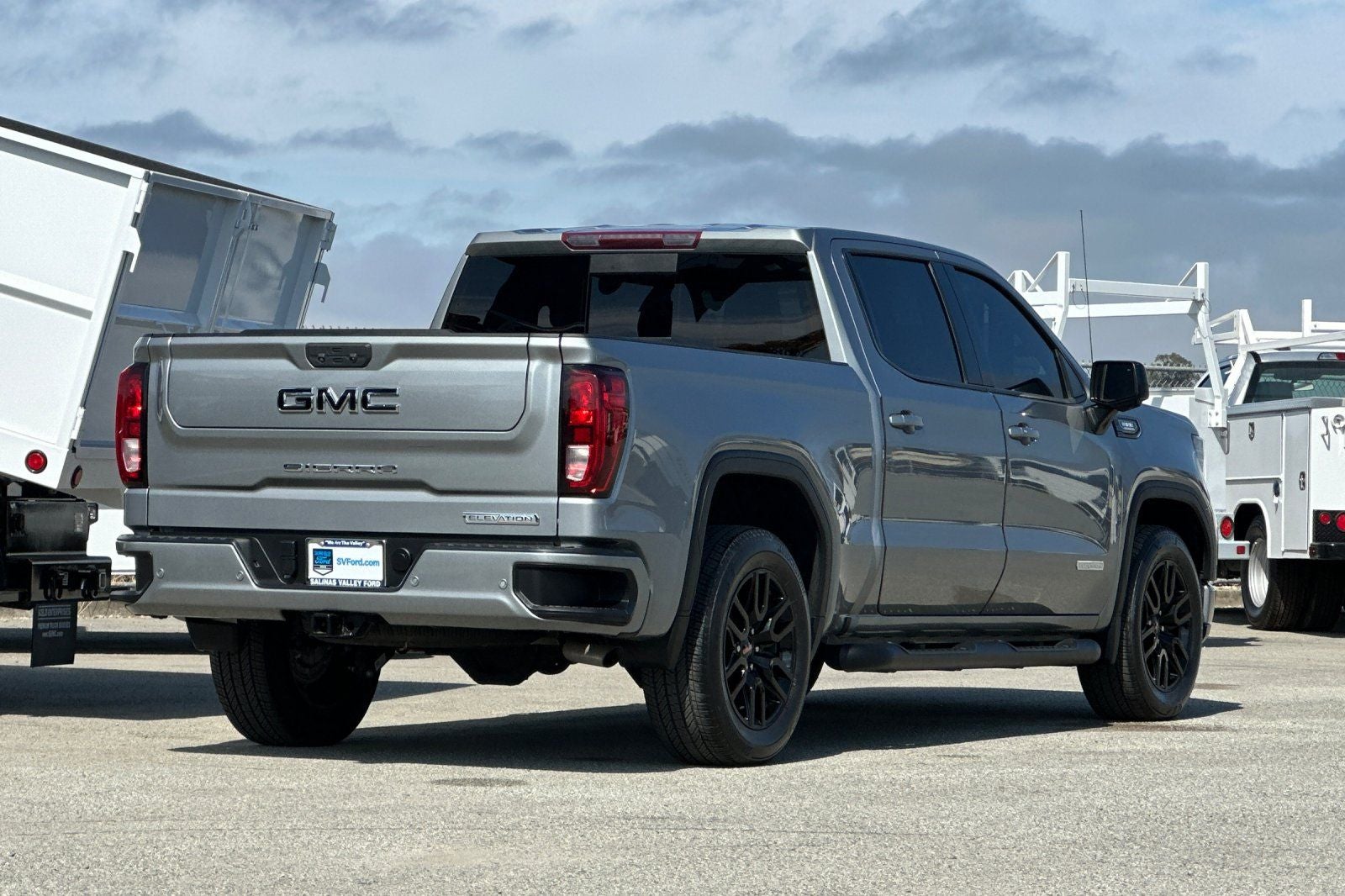2023 GMC Sierra 1500 Elevation
