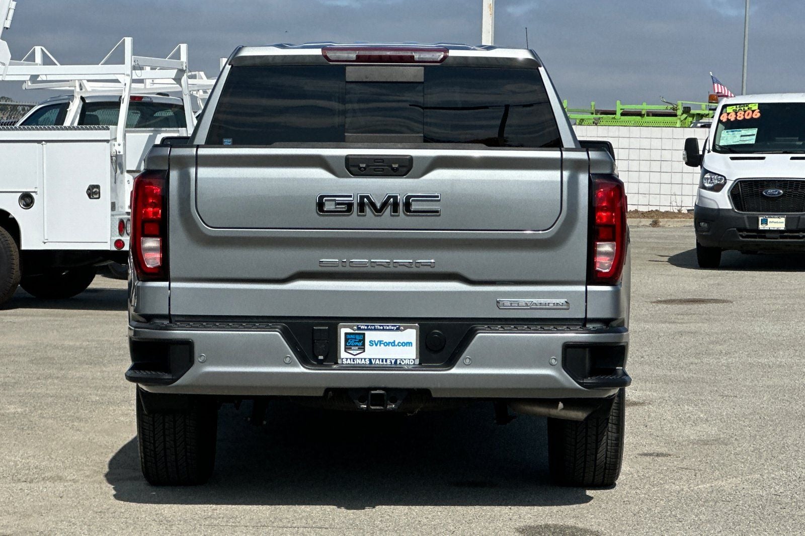 2023 GMC Sierra 1500 Elevation
