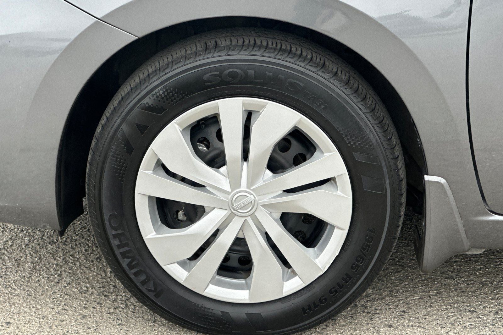 2024 Nissan Versa 1.6 S