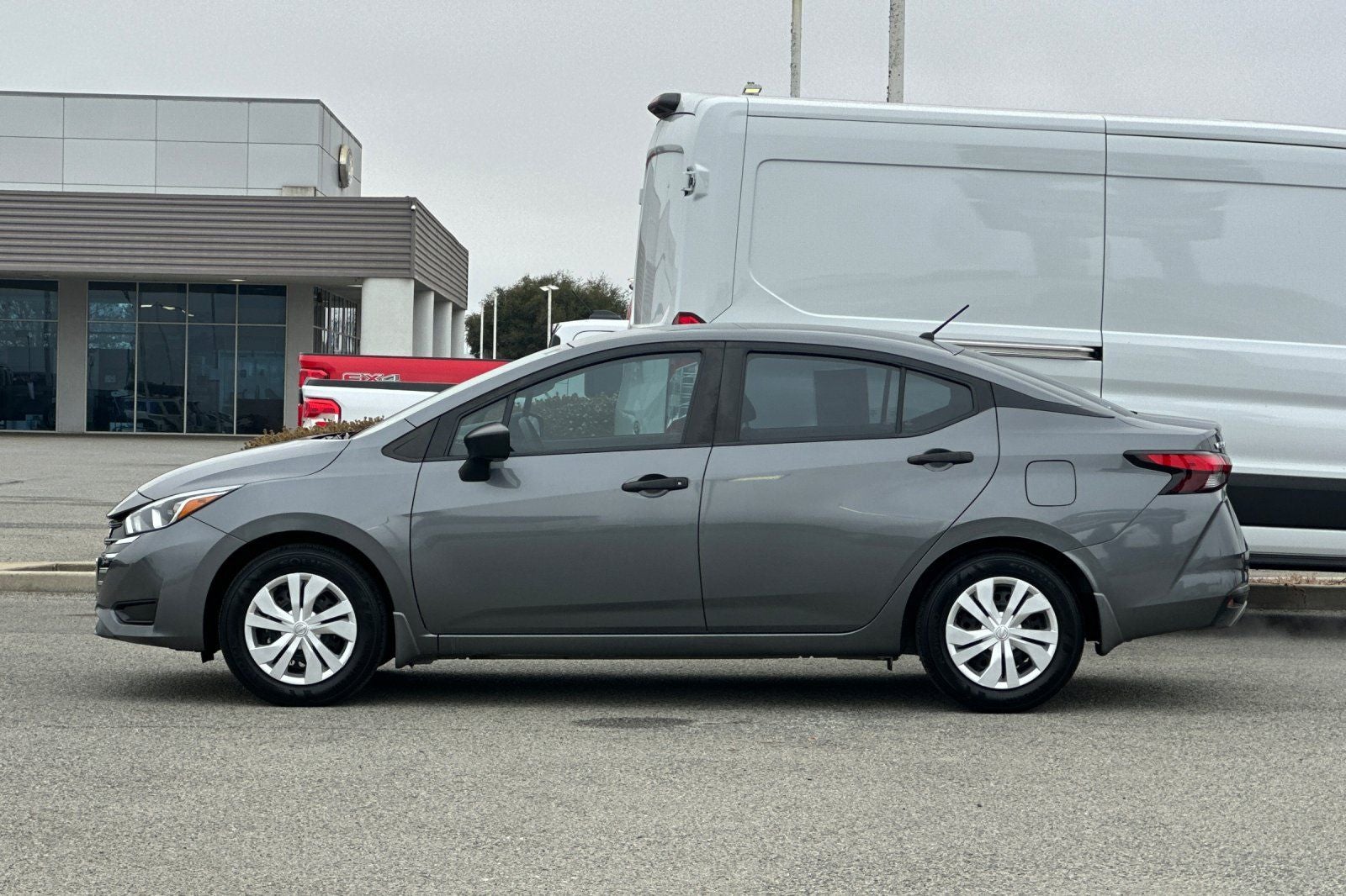 2024 Nissan Versa 1.6 S