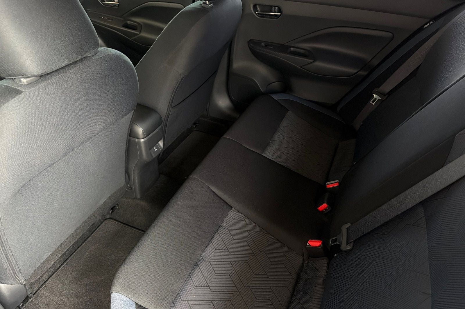 2024 Nissan Versa 1.6 SV
