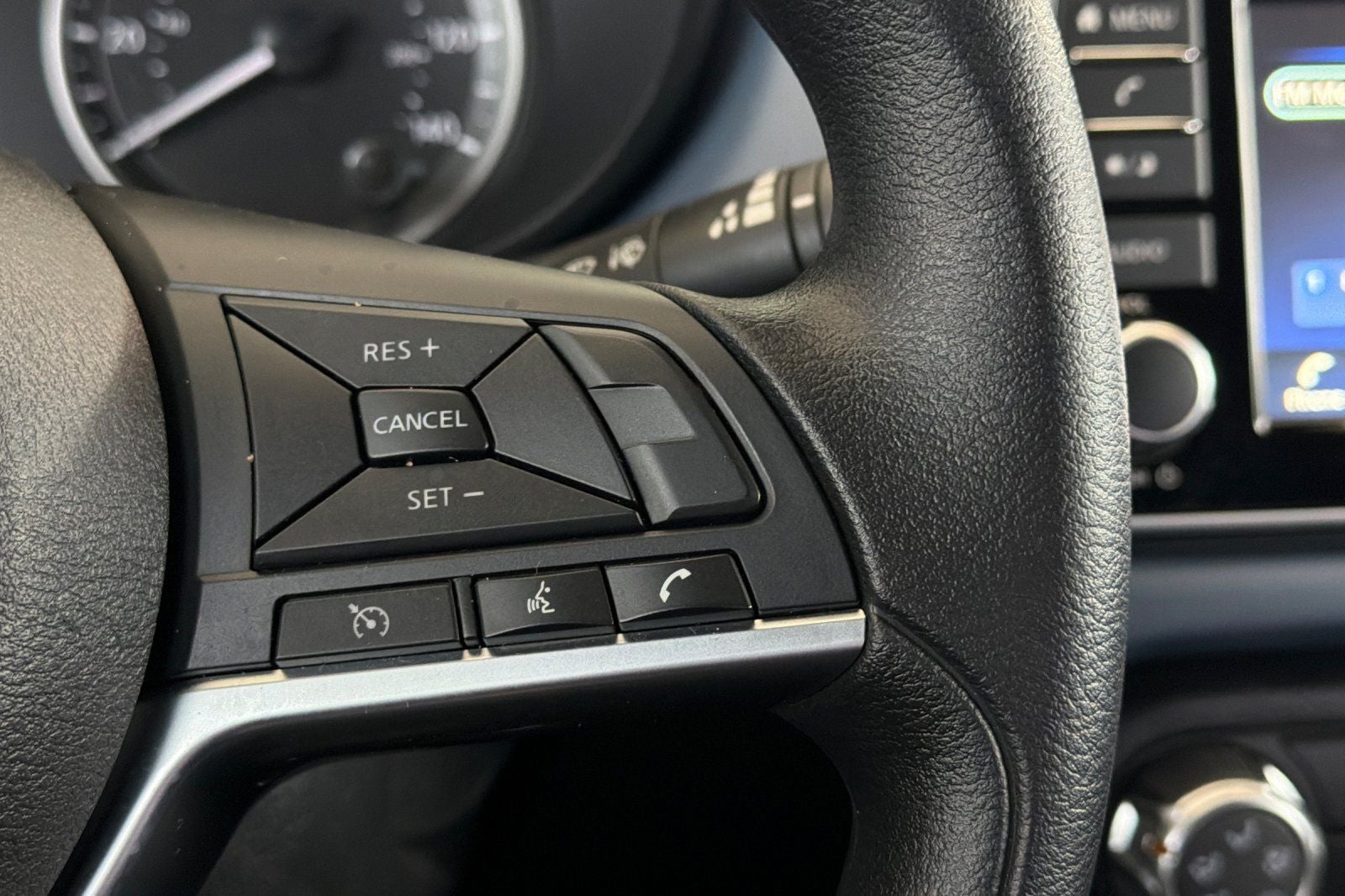 2024 Nissan Versa 1.6 SV
