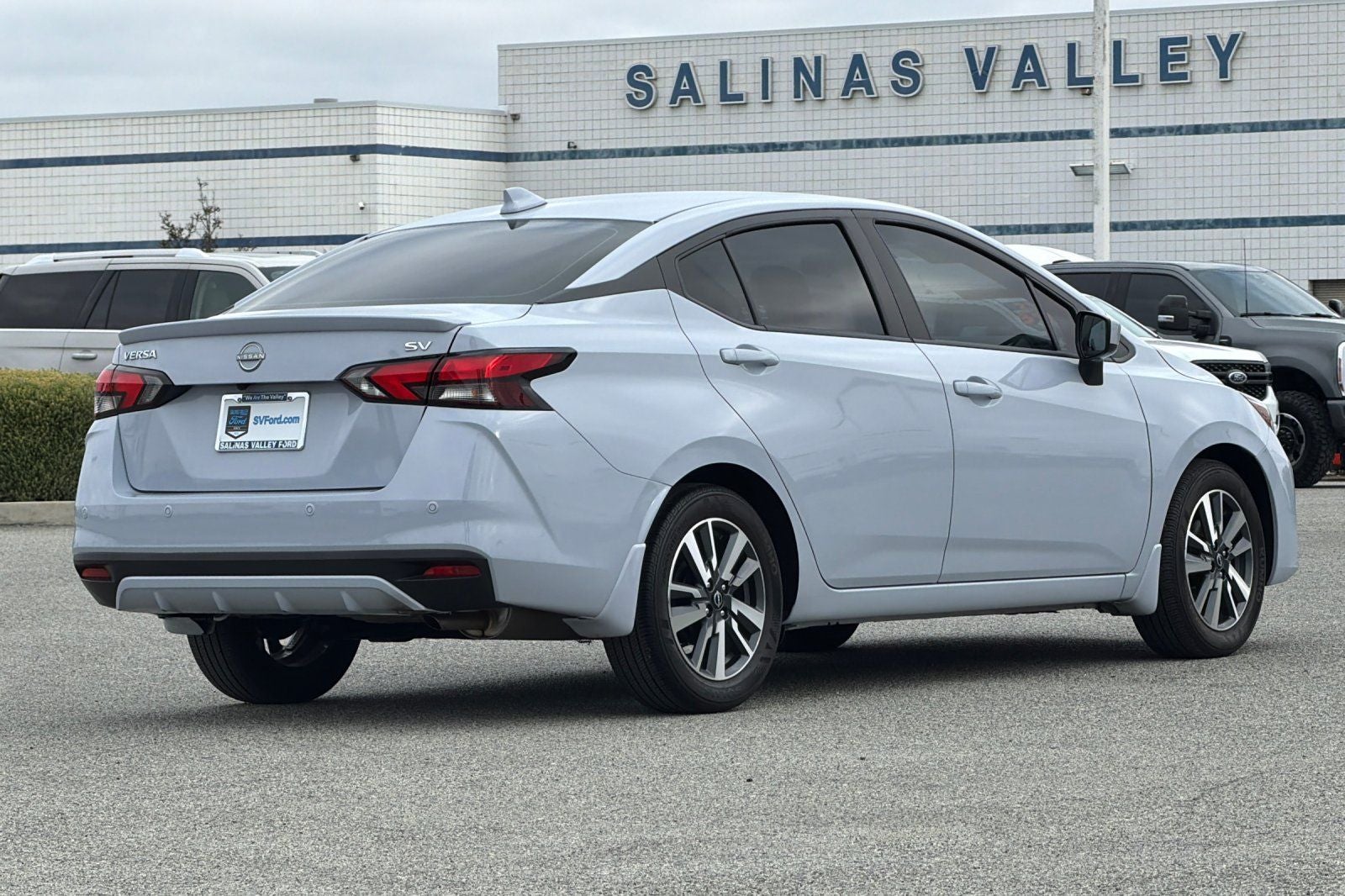 2024 Nissan Versa 1.6 SV