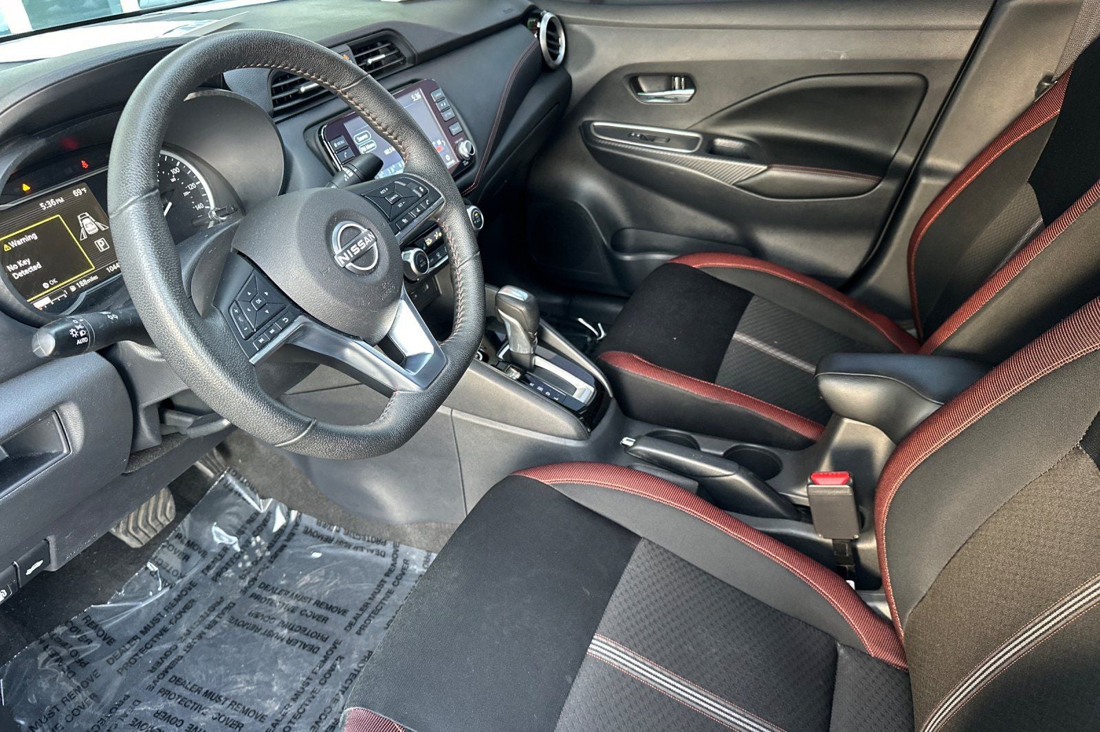 2025 Nissan Versa 1.6 SR