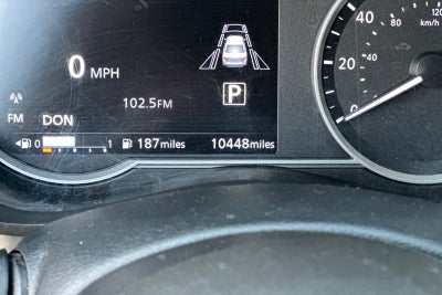 2025 Nissan Versa 1.6 SR