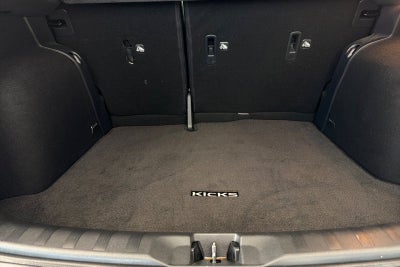 2019 Nissan Kicks SR