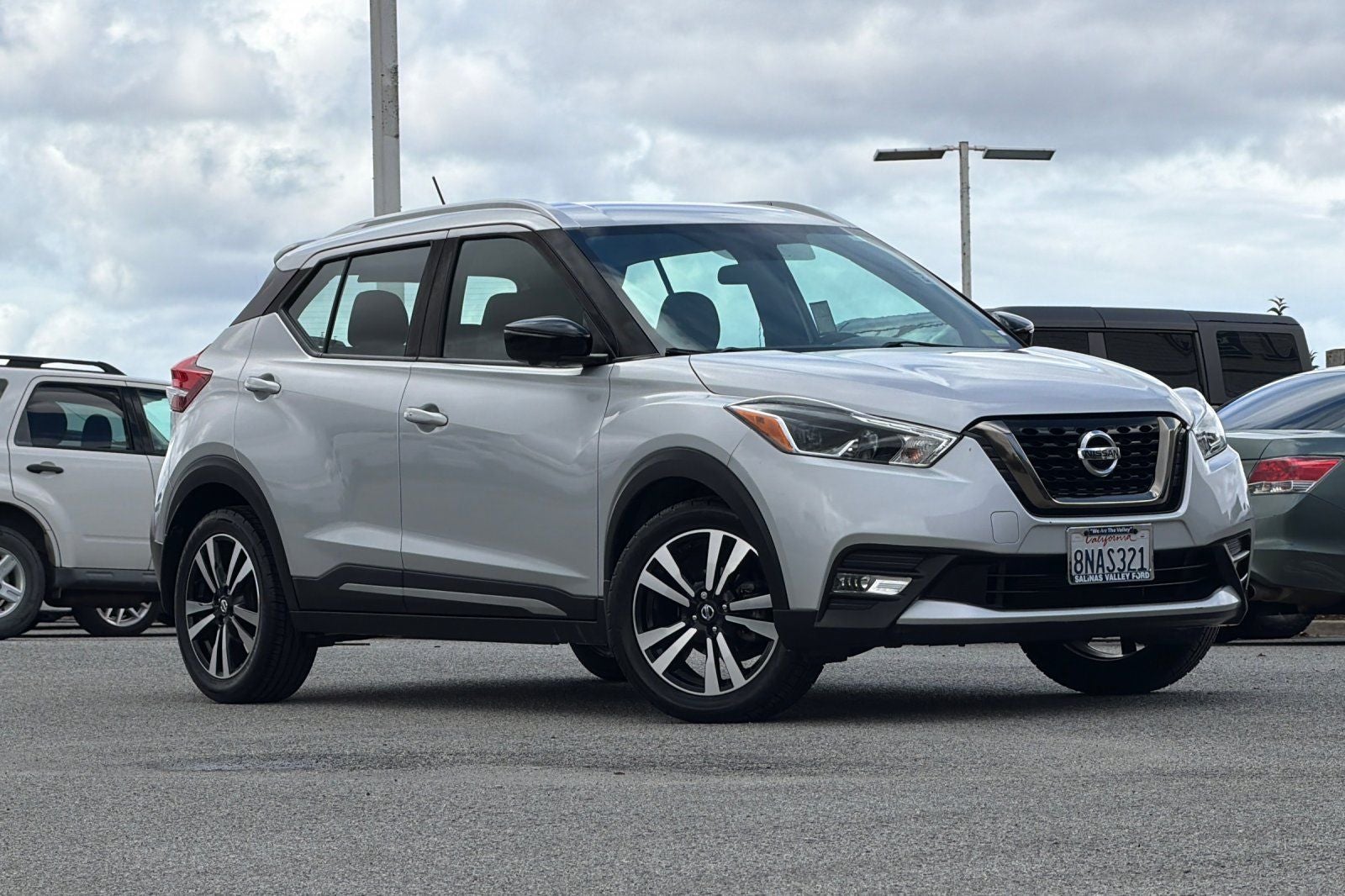 2019 Nissan Kicks SR