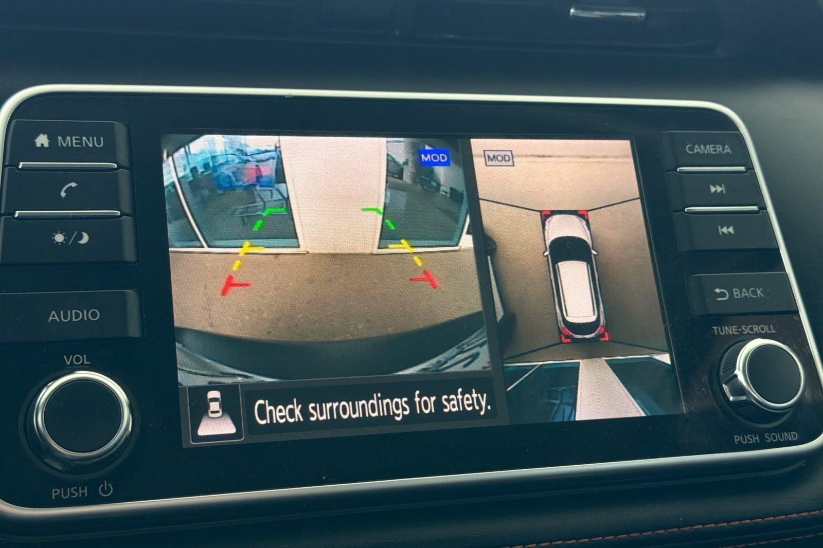 2019 Nissan Kicks SR