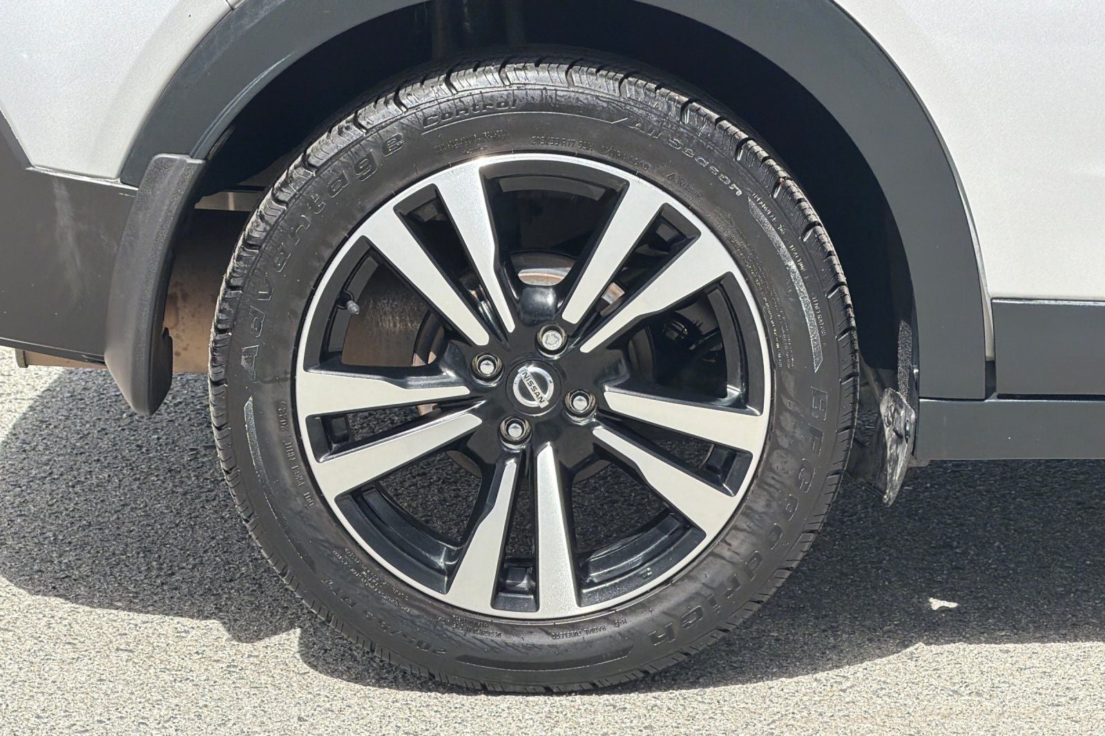 2019 Nissan Kicks SR