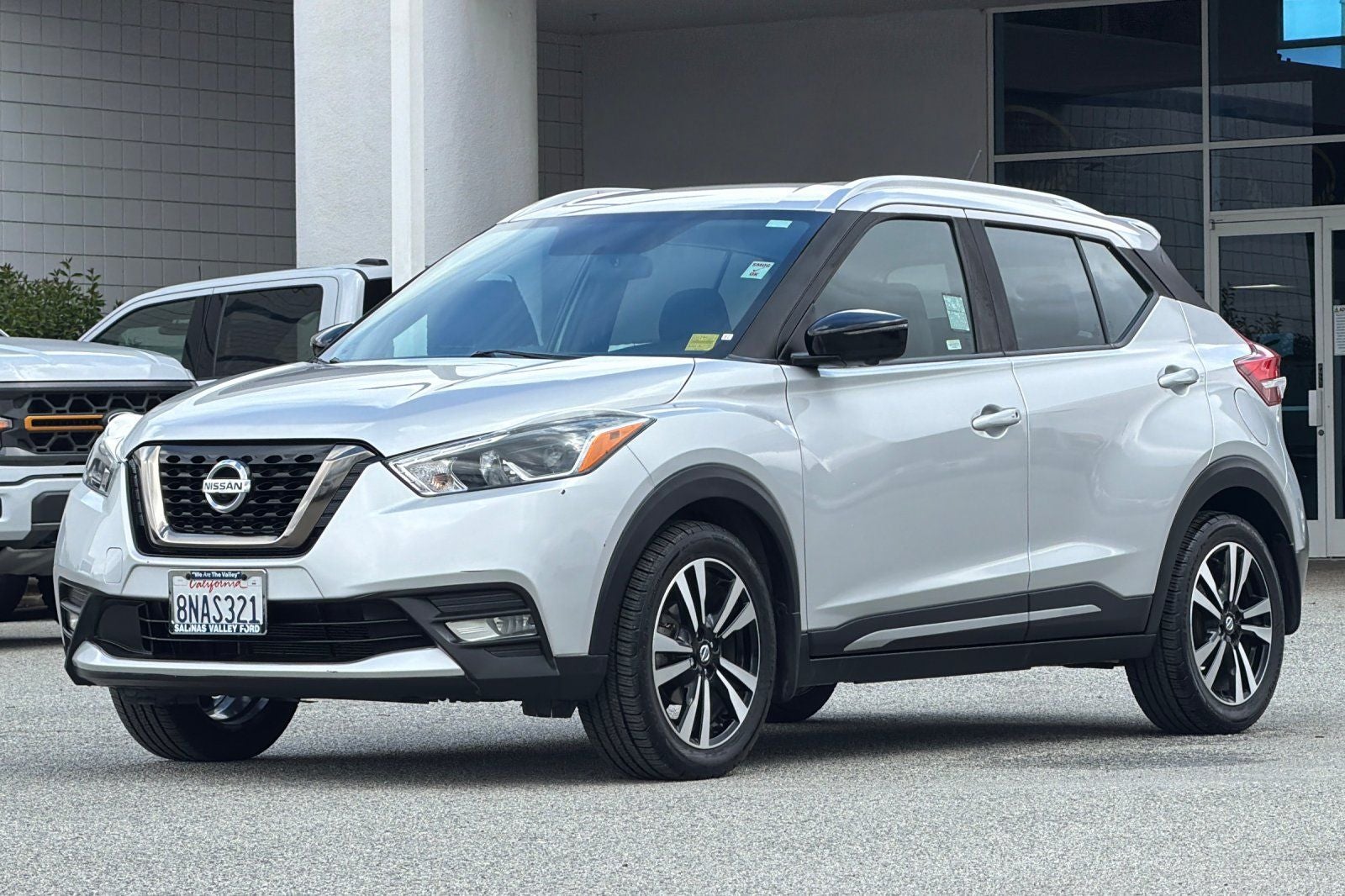 2019 Nissan Kicks SR