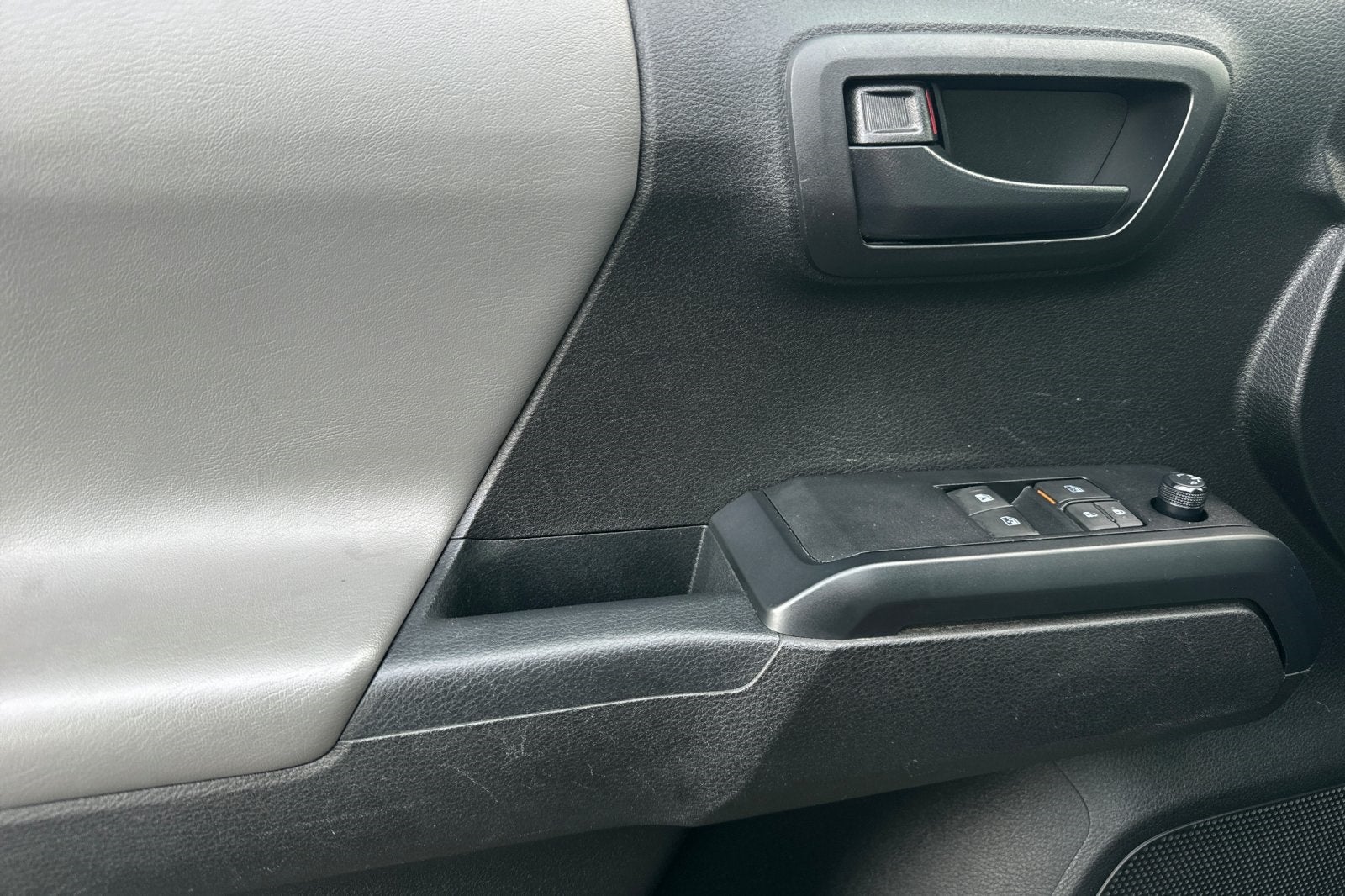 2022 Toyota Tacoma Base