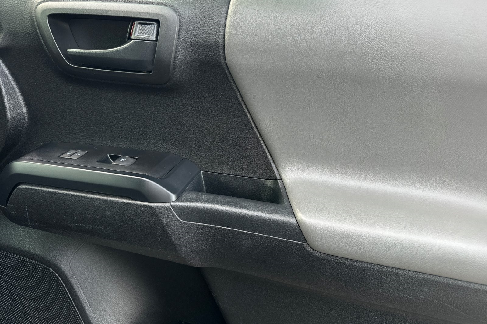 2022 Toyota Tacoma Base