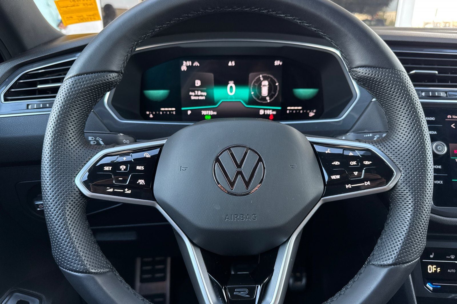 2022 Volkswagen Tiguan 2.0T SE R-Line Black