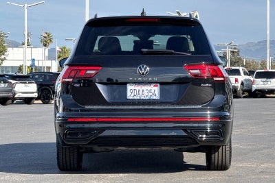 2022 Volkswagen Tiguan 2.0T SE R-Line Black