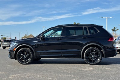 2022 Volkswagen Tiguan 2.0T SE R-Line Black