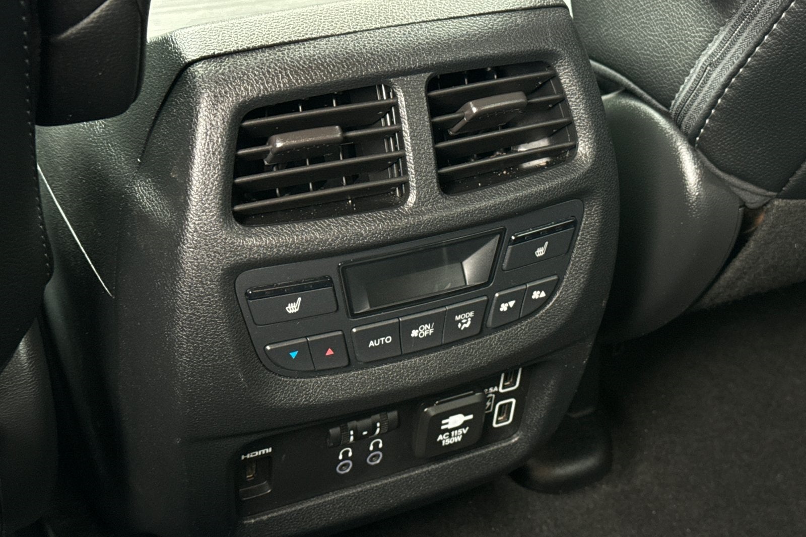 2022 Honda Pilot Touring 7 Passenger