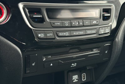 2022 Honda Pilot Touring 7 Passenger