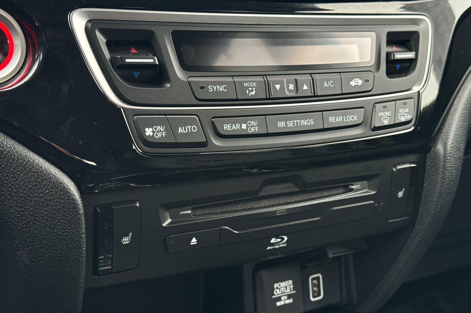 2022 Honda Pilot Touring 7 Passenger