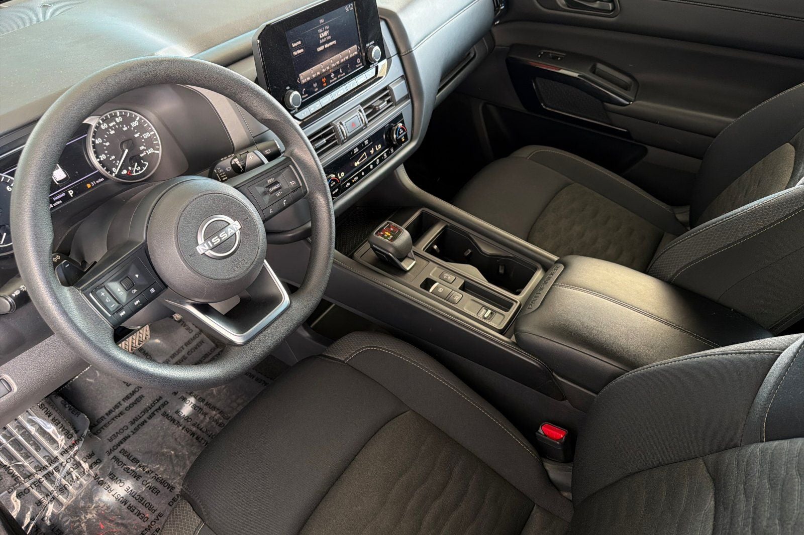 2025 Nissan Pathfinder S