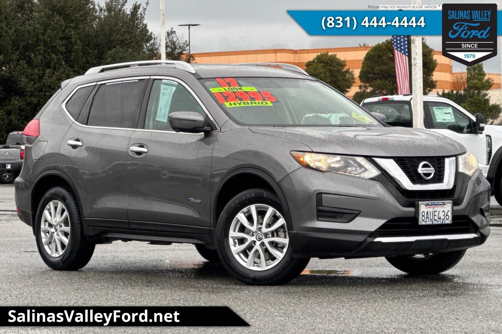 2017 Nissan Rogue SV