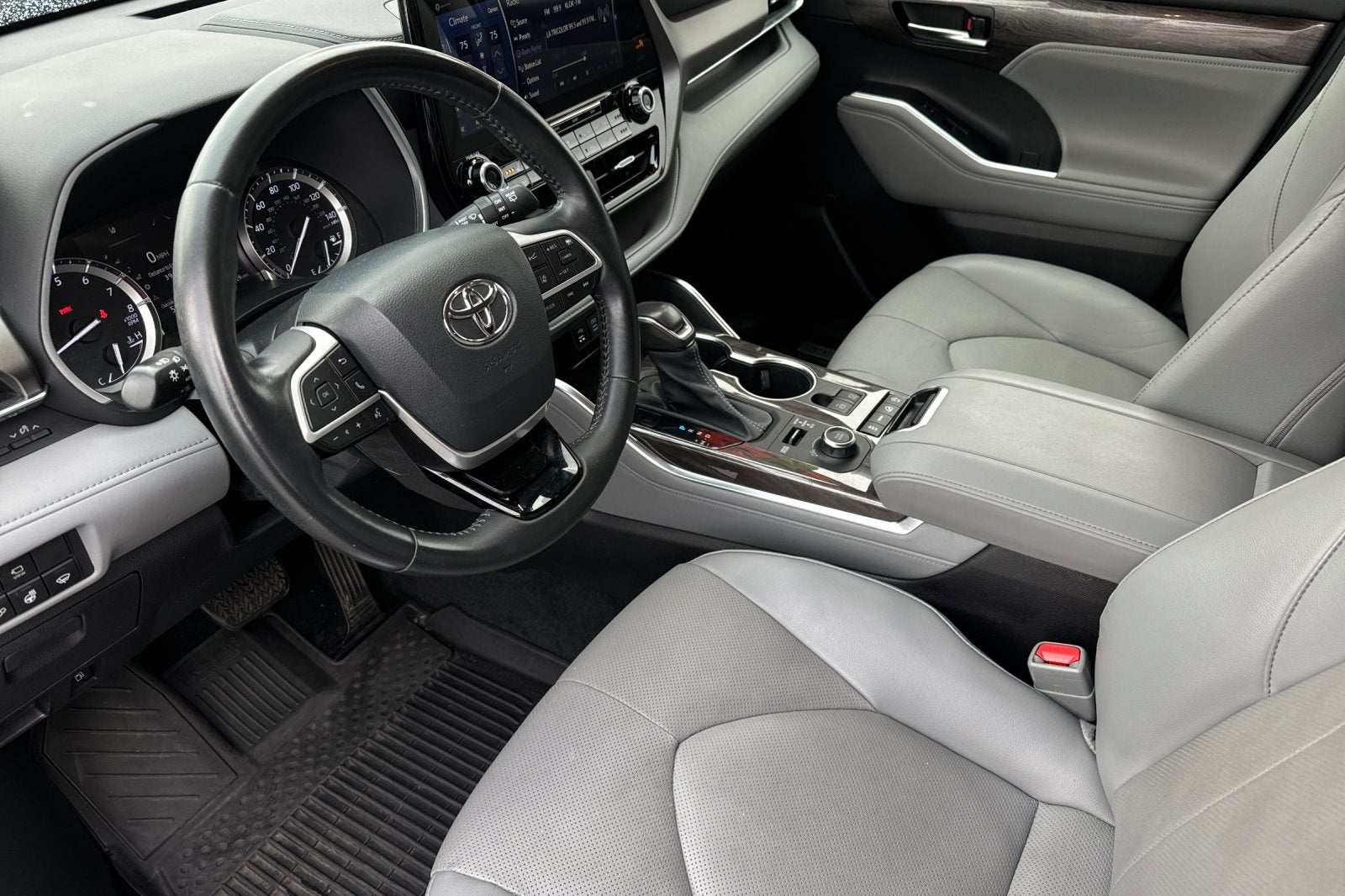 2022 Toyota Highlander Limited