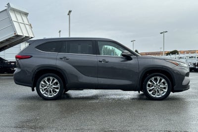 2022 Toyota Highlander Limited