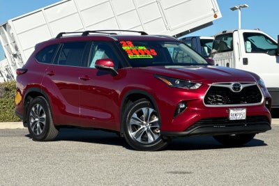 2023 Toyota Highlander L