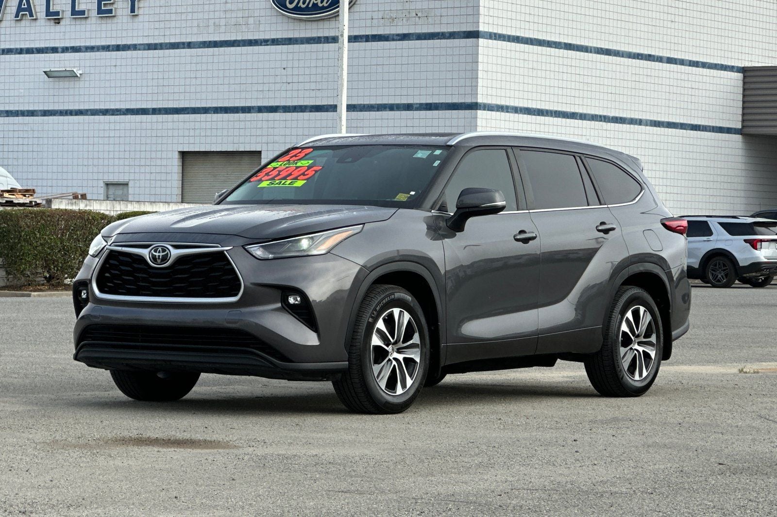 2023 Toyota Highlander XLE
