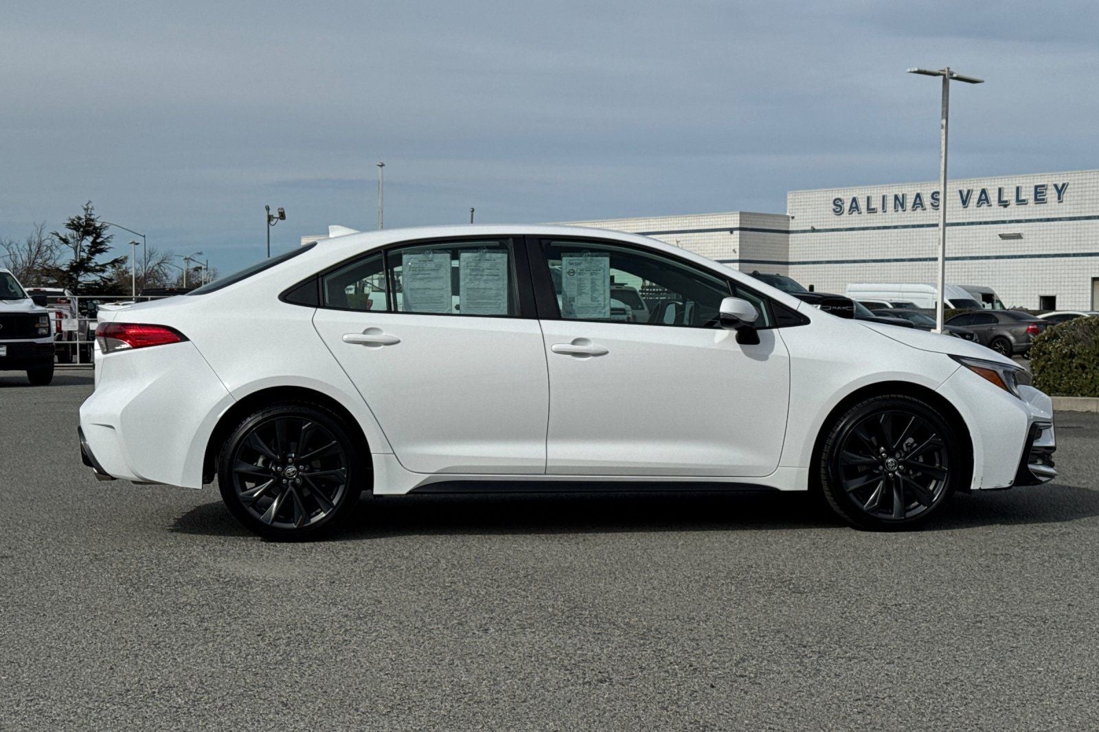 2025 Toyota Corolla SE