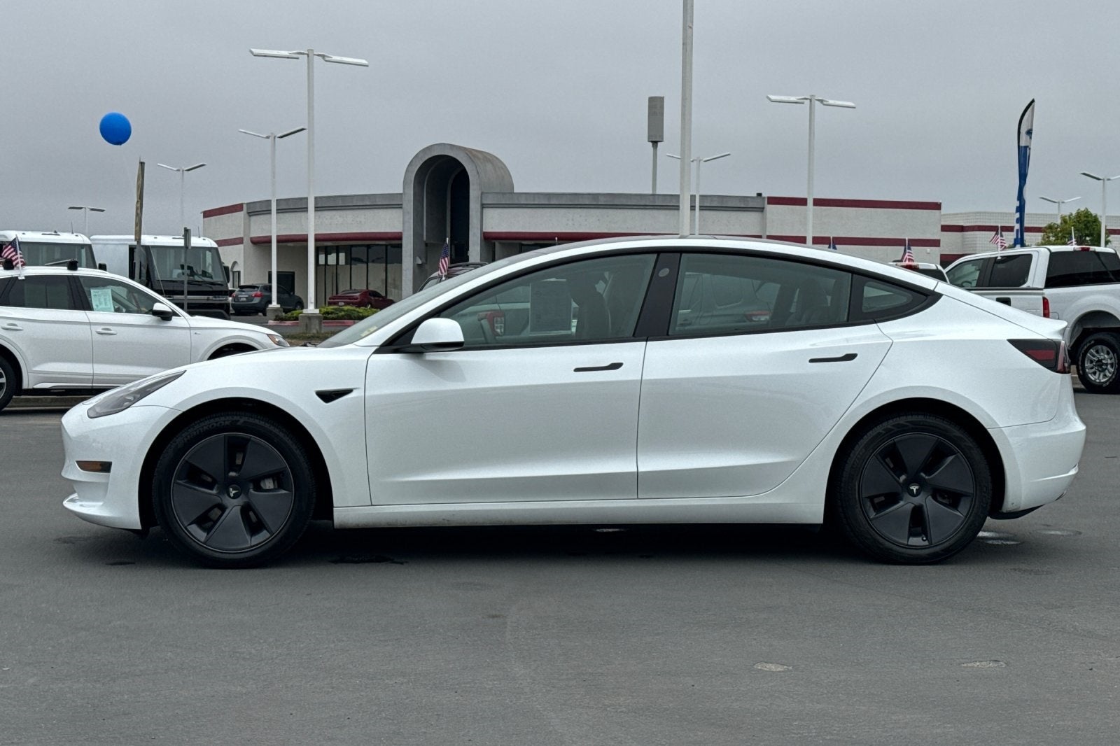 2023 Tesla Model 3 Base