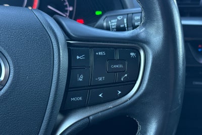 2020 Lexus UX 200 Base