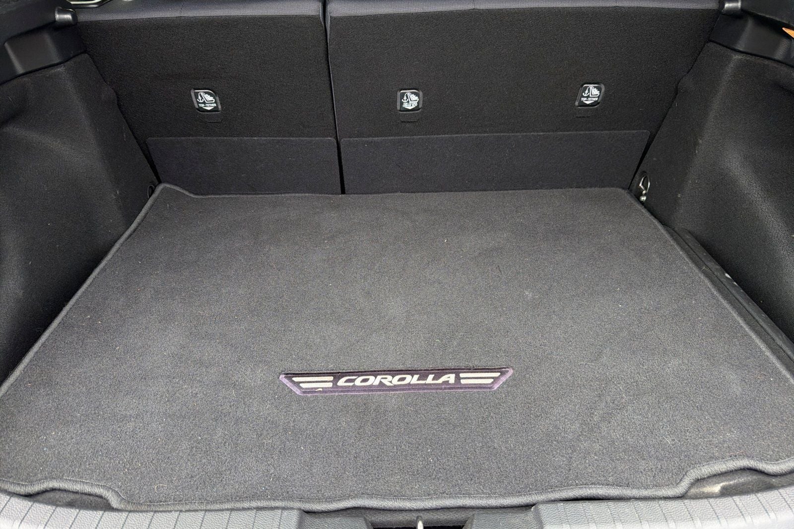 2021 Toyota Corolla Hatchback SE Nightshade Edition