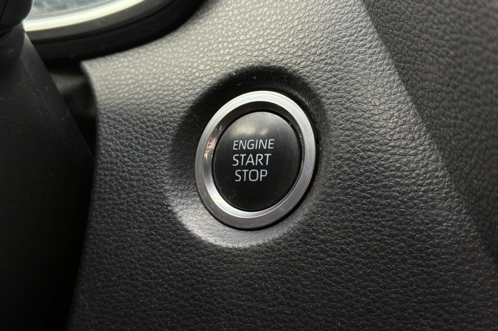 2021 Toyota Corolla Hatchback SE Nightshade Edition