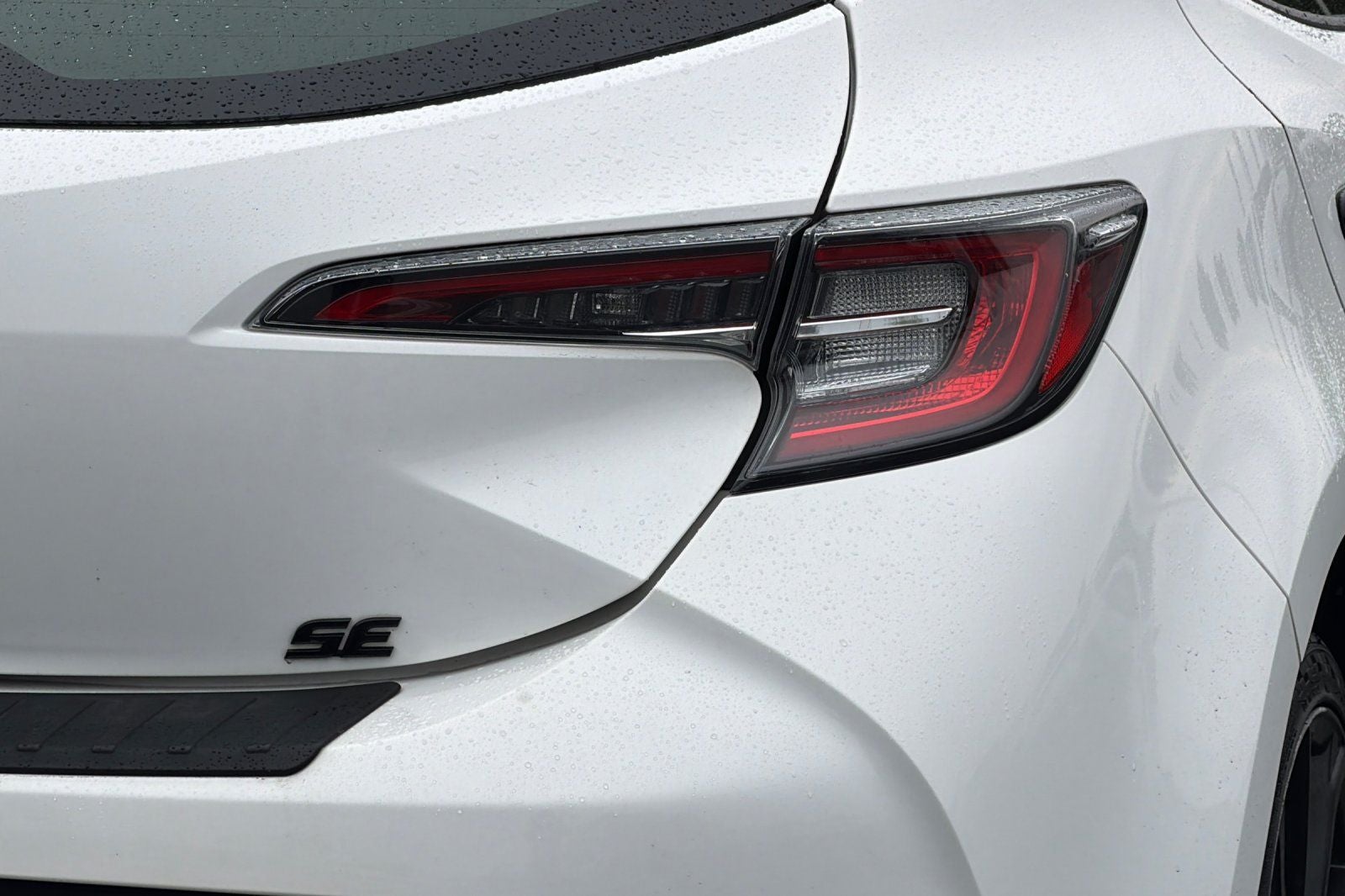 2021 Toyota Corolla Hatchback SE Nightshade Edition