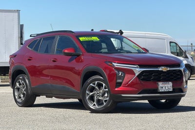 2025 Chevrolet Trax LT