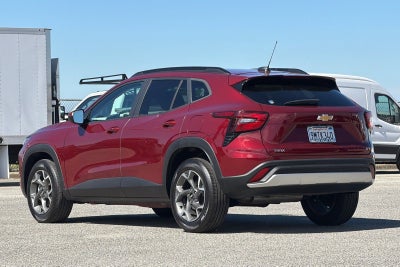 2025 Chevrolet Trax LT