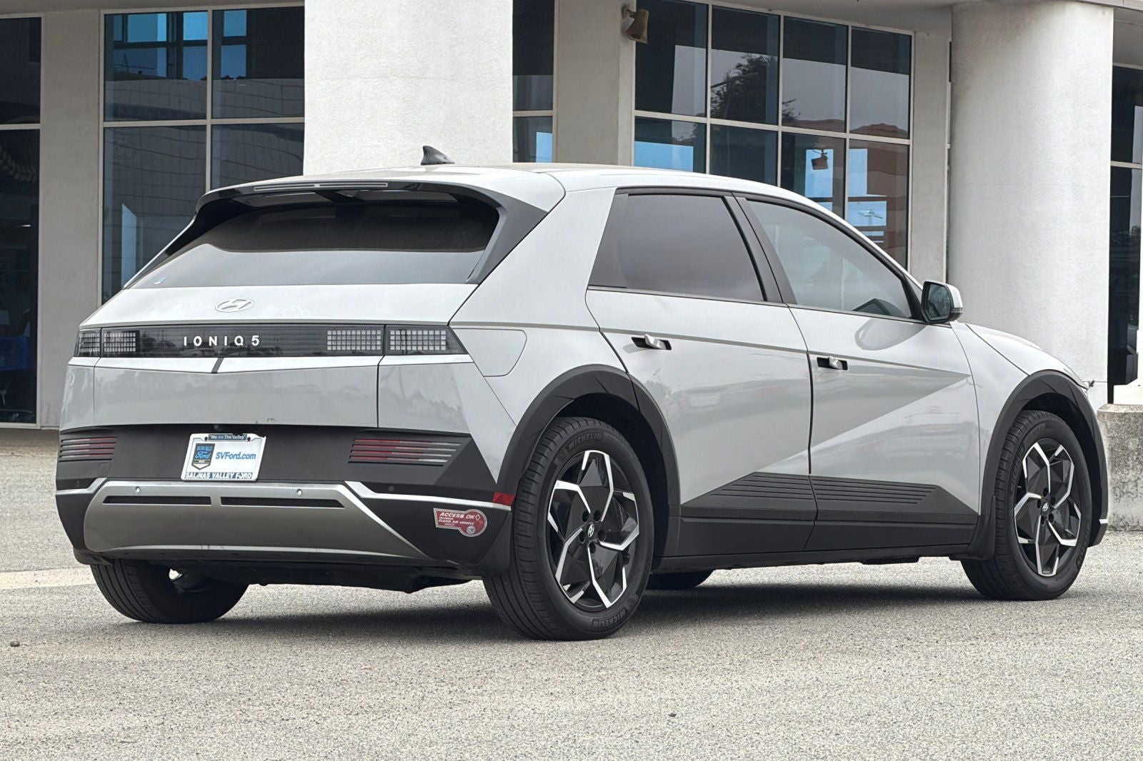 2024 Hyundai IONIQ 5 SEL