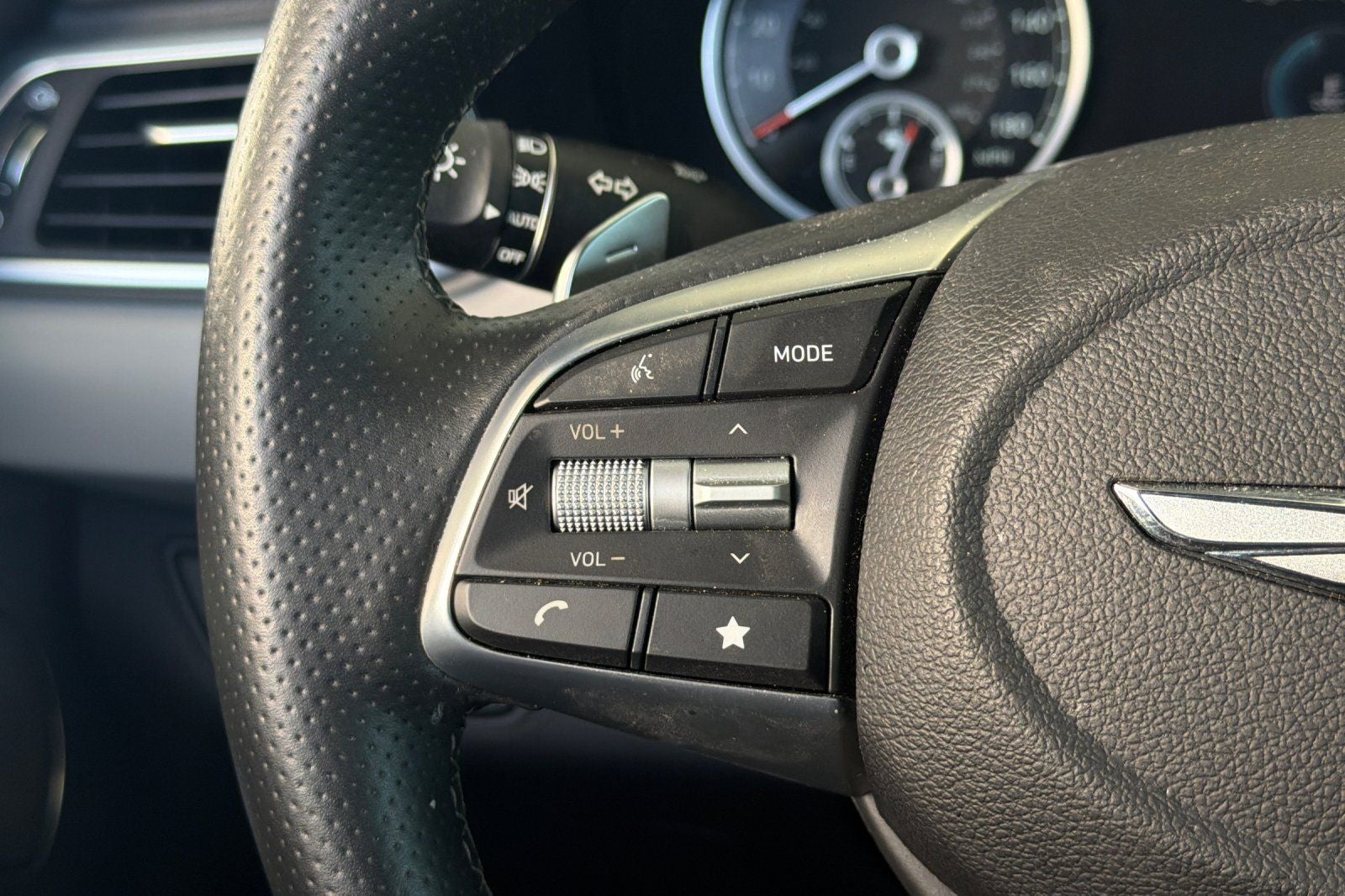 2023 Genesis G70 3.3T