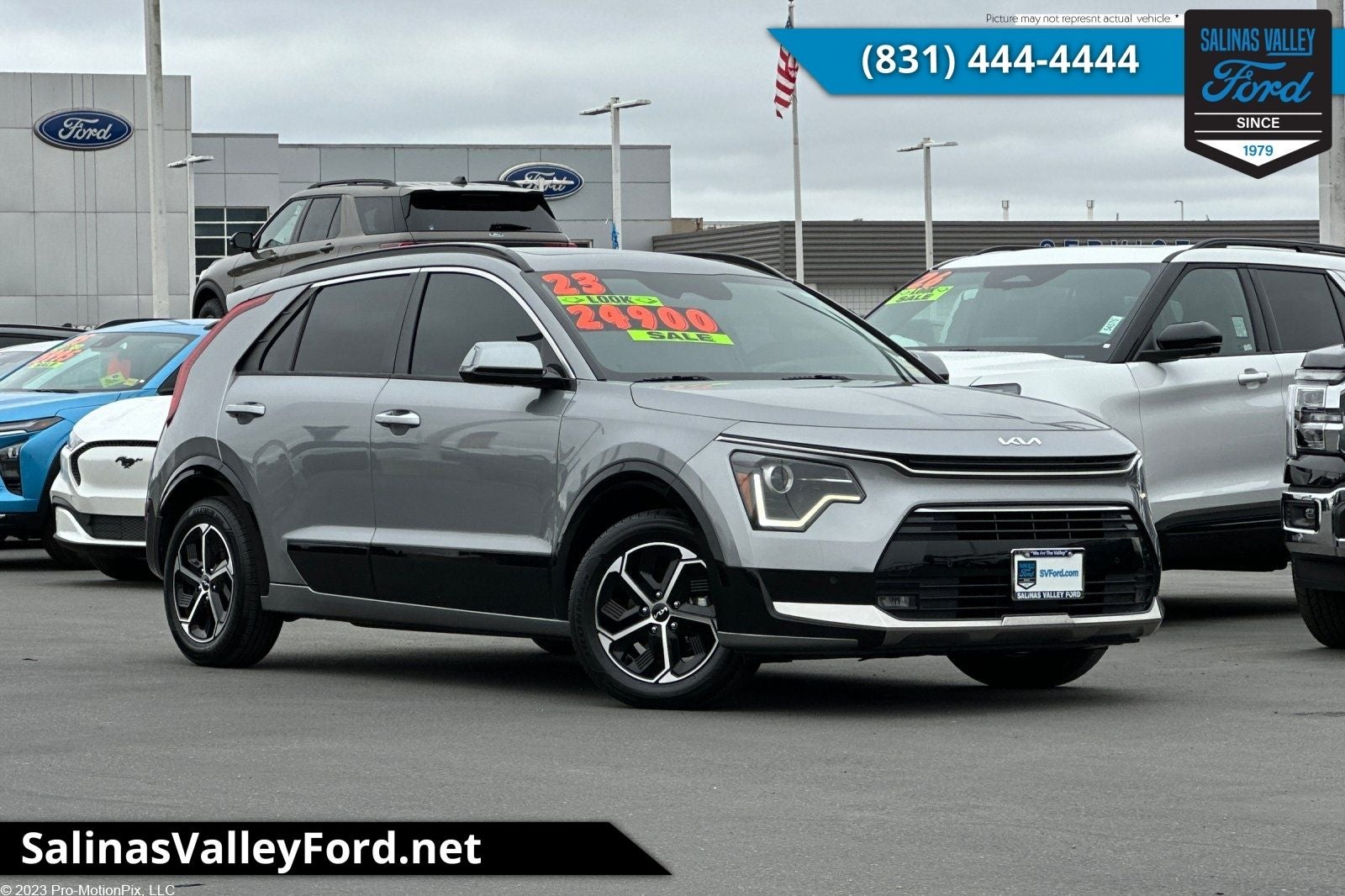 2023 Kia Niro SX