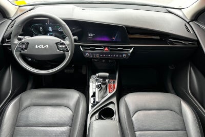 2023 Kia Niro SX