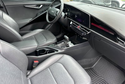 2023 Kia Niro SX