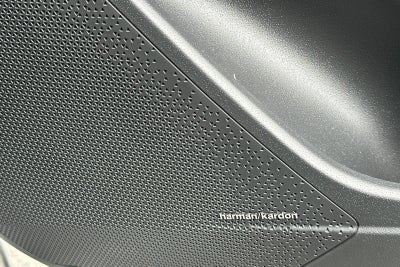 2023 Kia Niro SX