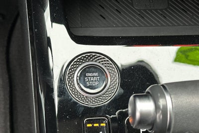 2023 Kia Niro SX