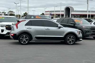 2023 Kia Niro SX