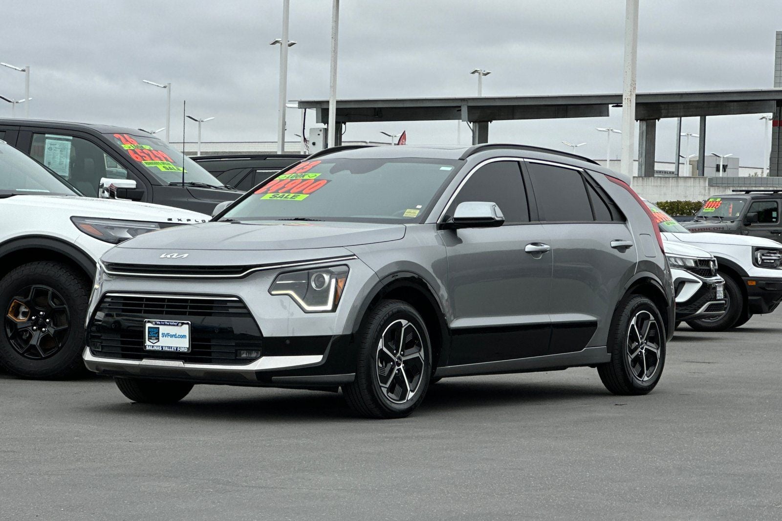 2023 Kia Niro SX