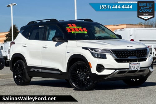 2022 Kia Seltos Nightfall