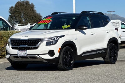 2022 Kia Seltos Nightfall