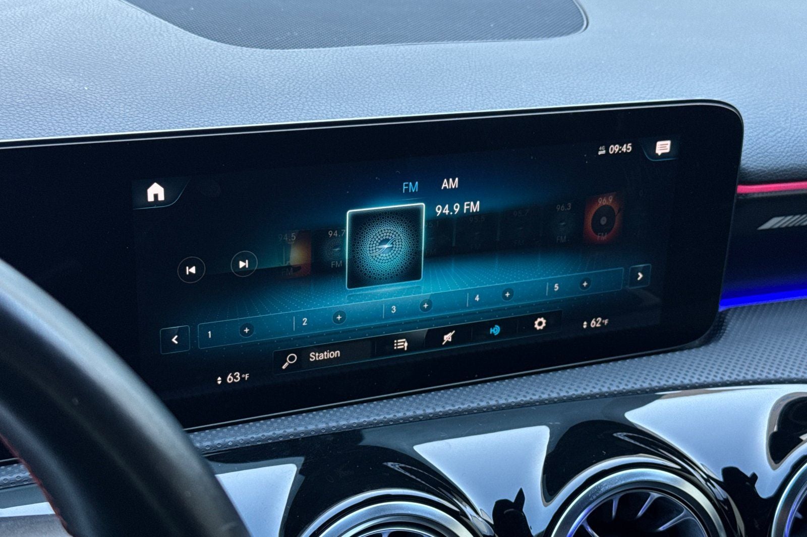 2021 Mercedes-Benz AMG® A 35 Base 4MATIC®