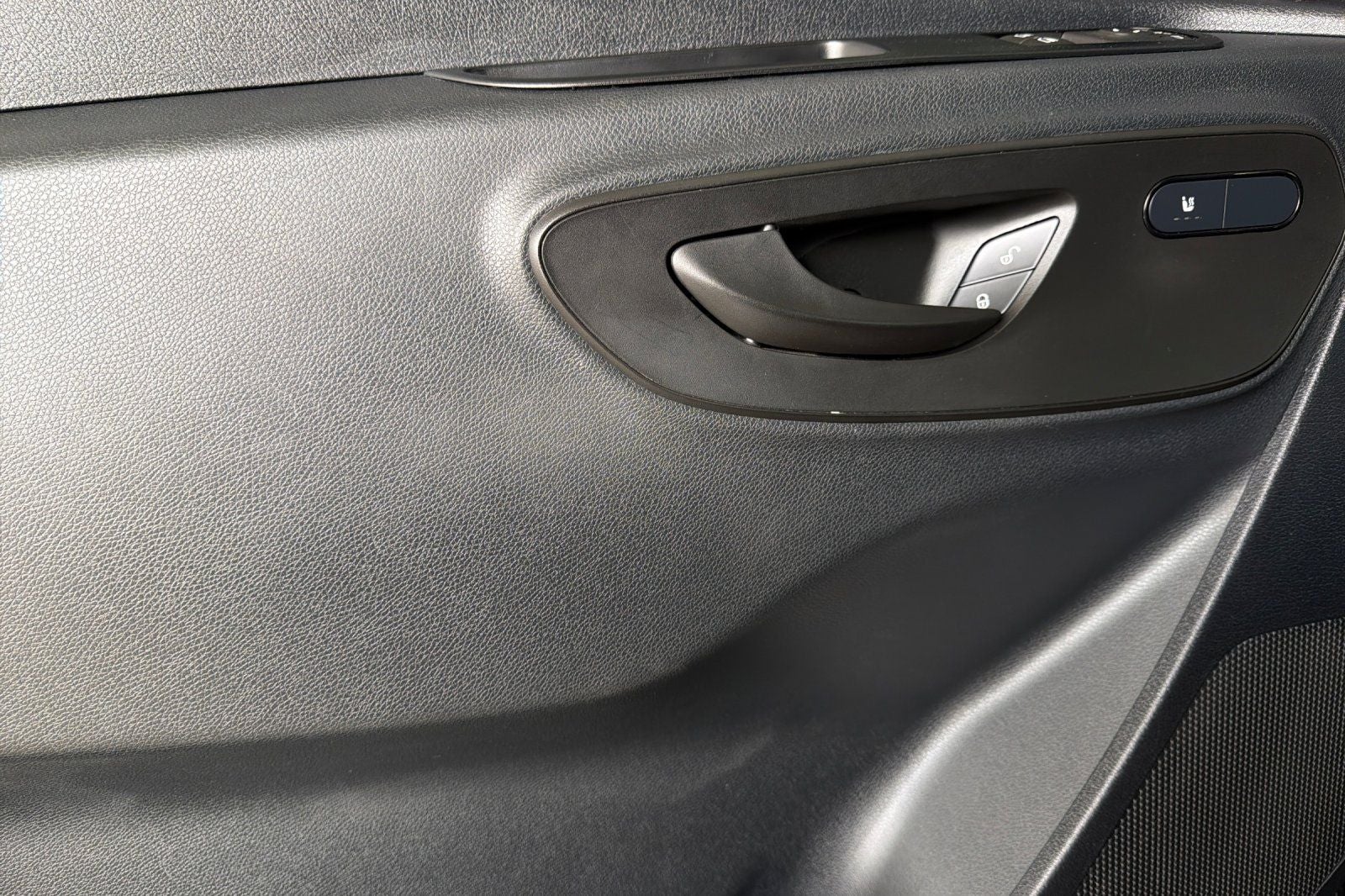 2024 Mercedes-Benz Sprinter 2500 Passenger 144 WB 4MATIC®