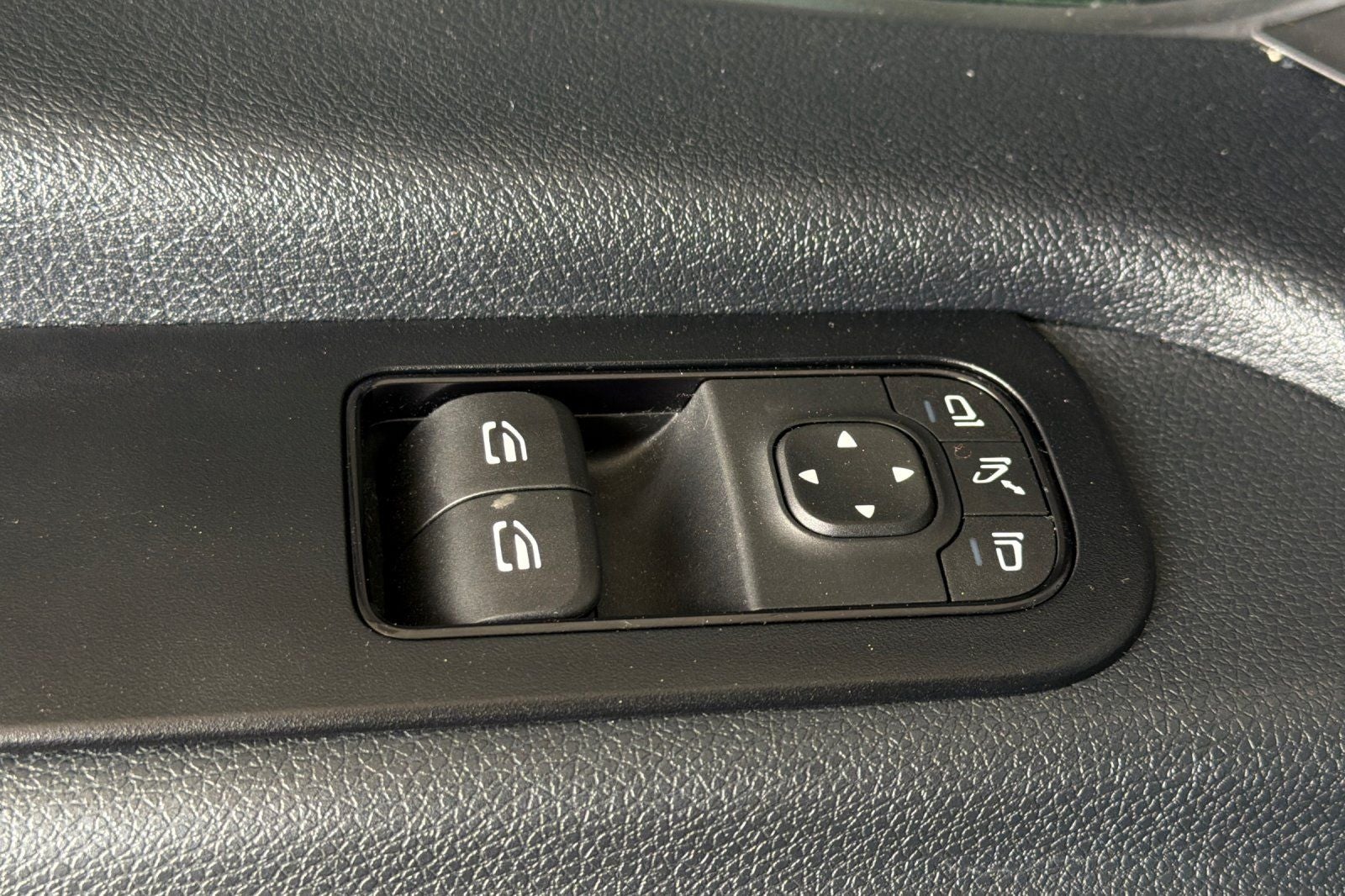 2024 Mercedes-Benz Sprinter 2500 Passenger 144 WB 4MATIC®